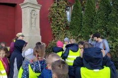 75406517_469445617250647_4831543006307811328_n